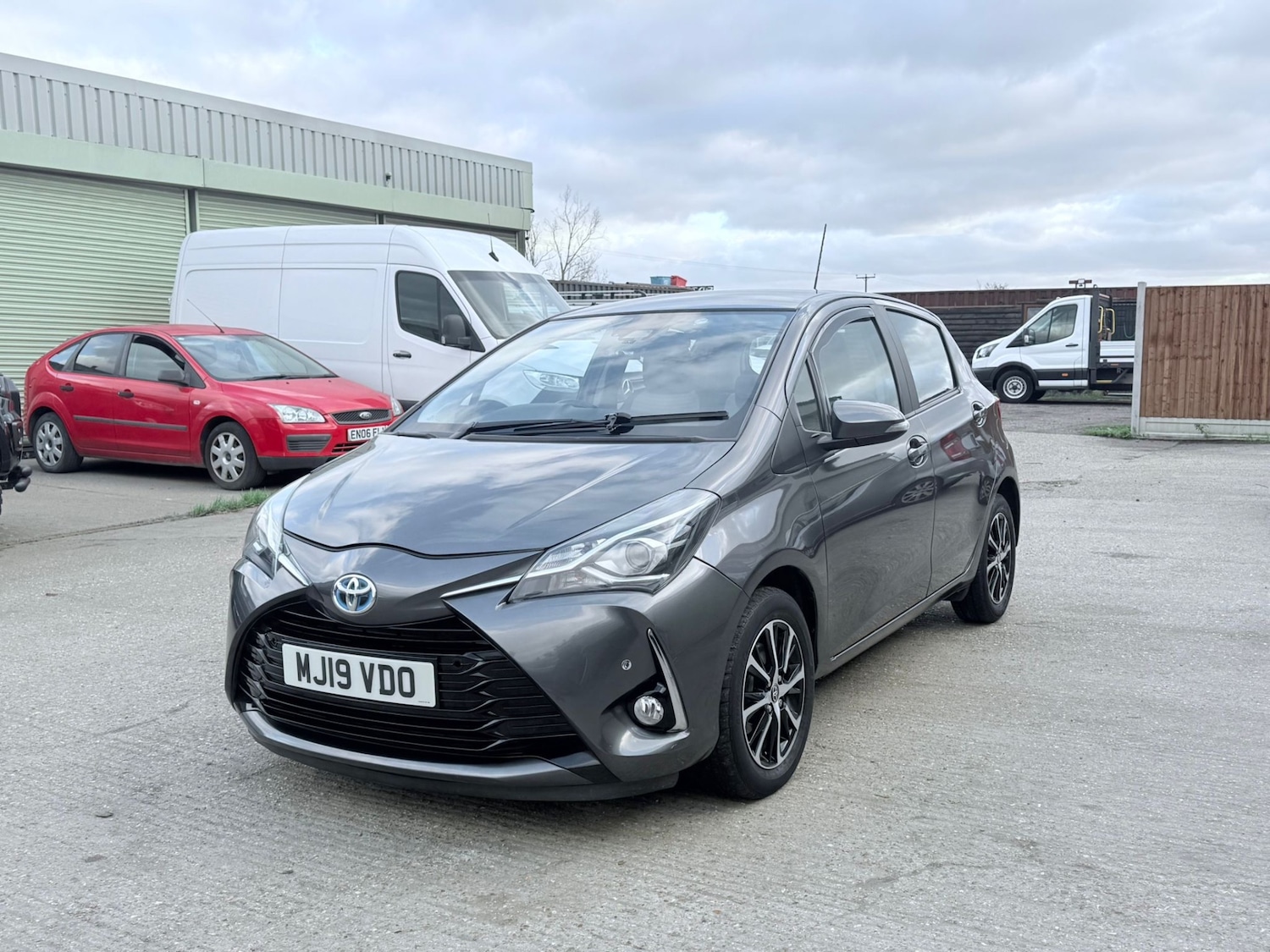 Used Toyota Yaris 2019 for sale - 77342929: Photo 6