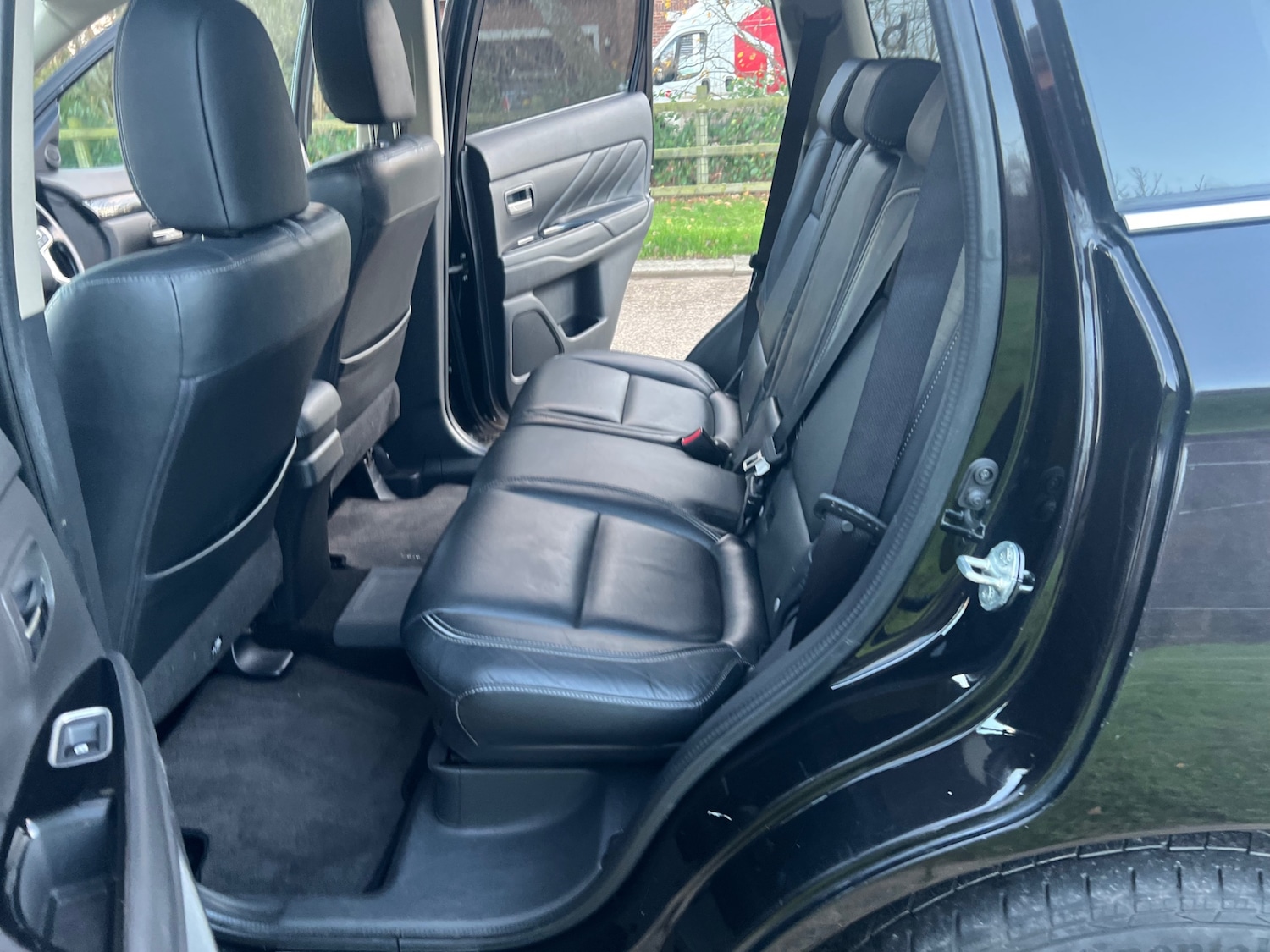 Used Mitsubishi Outlander 2016 for sale - 76978921: Photo 21