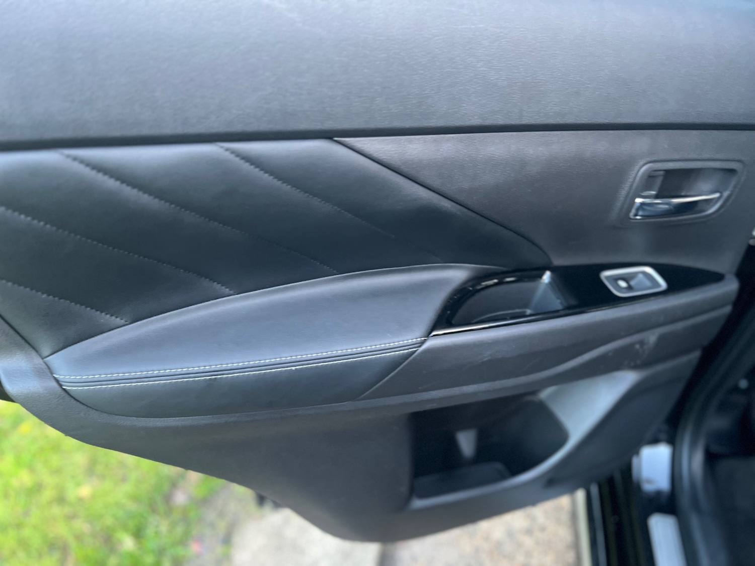 Used Mitsubishi Outlander 2016 for sale - 76978921: Photo 22