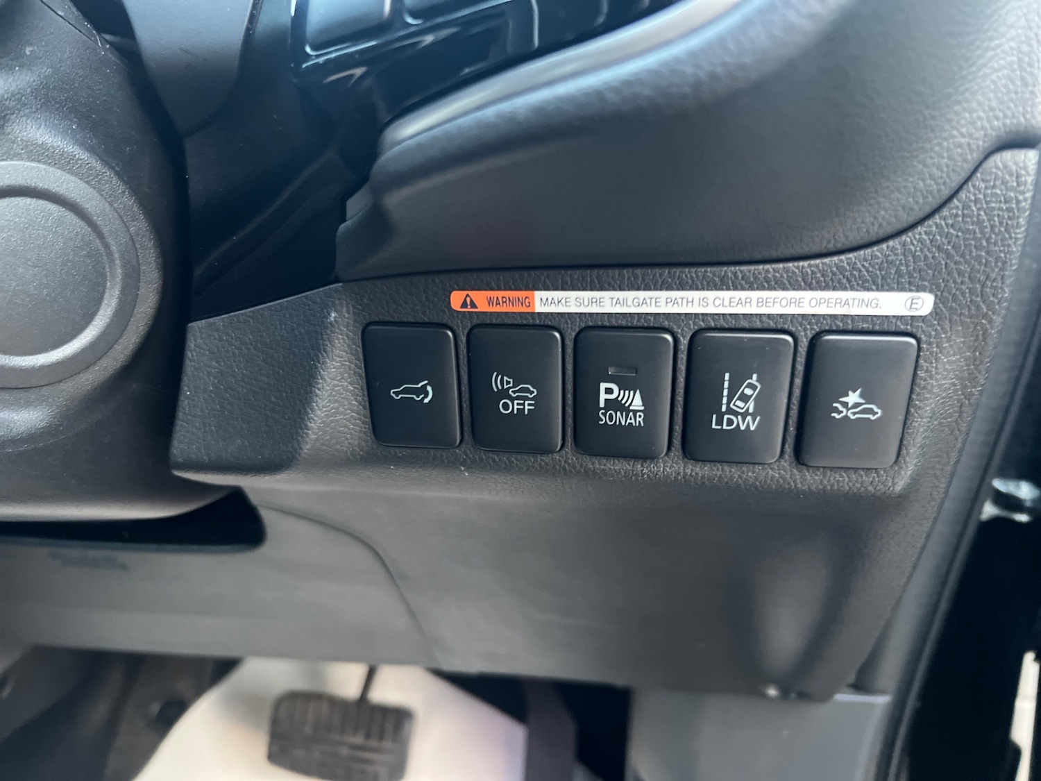 Used Mitsubishi Outlander 2016 for sale - 76978921: Photo 25