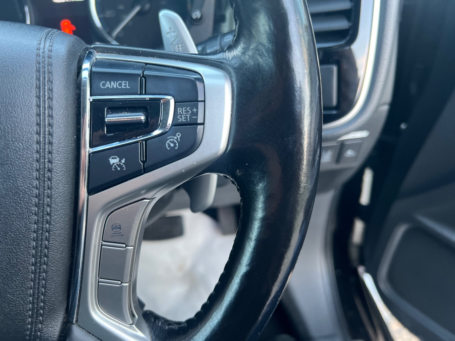 Used Mitsubishi Outlander 2016 for sale - 76978921: Photo 31