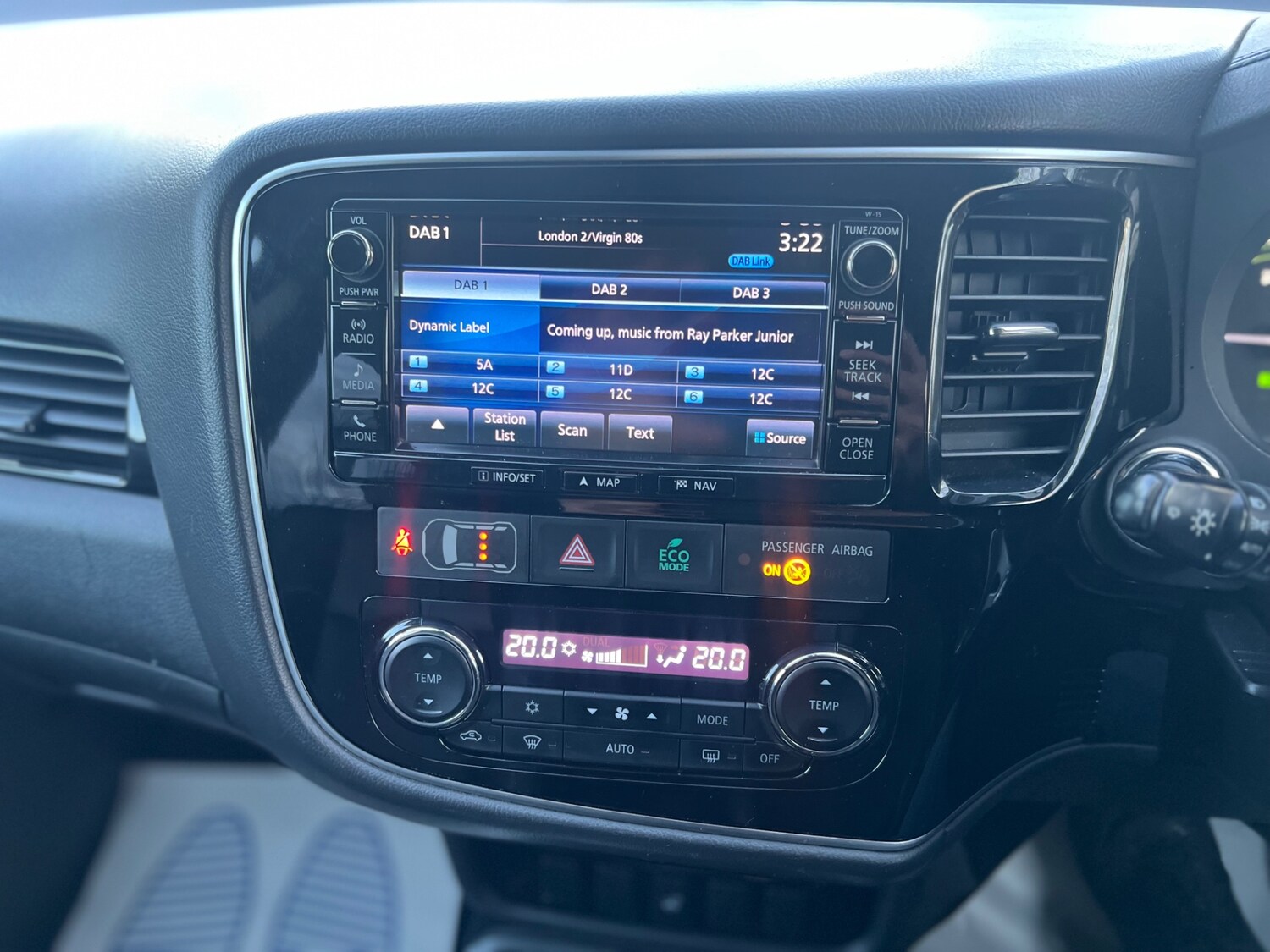 Used Mitsubishi Outlander 2016 for sale - 76978921: Photo 34