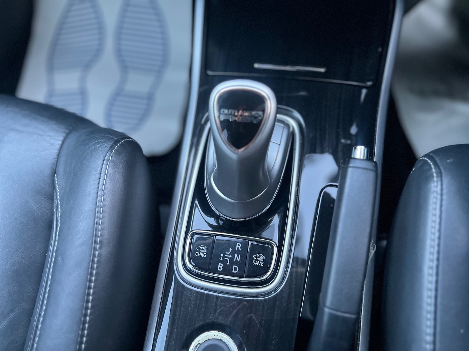 Used Mitsubishi Outlander 2016 for sale - 76978921: Photo 36