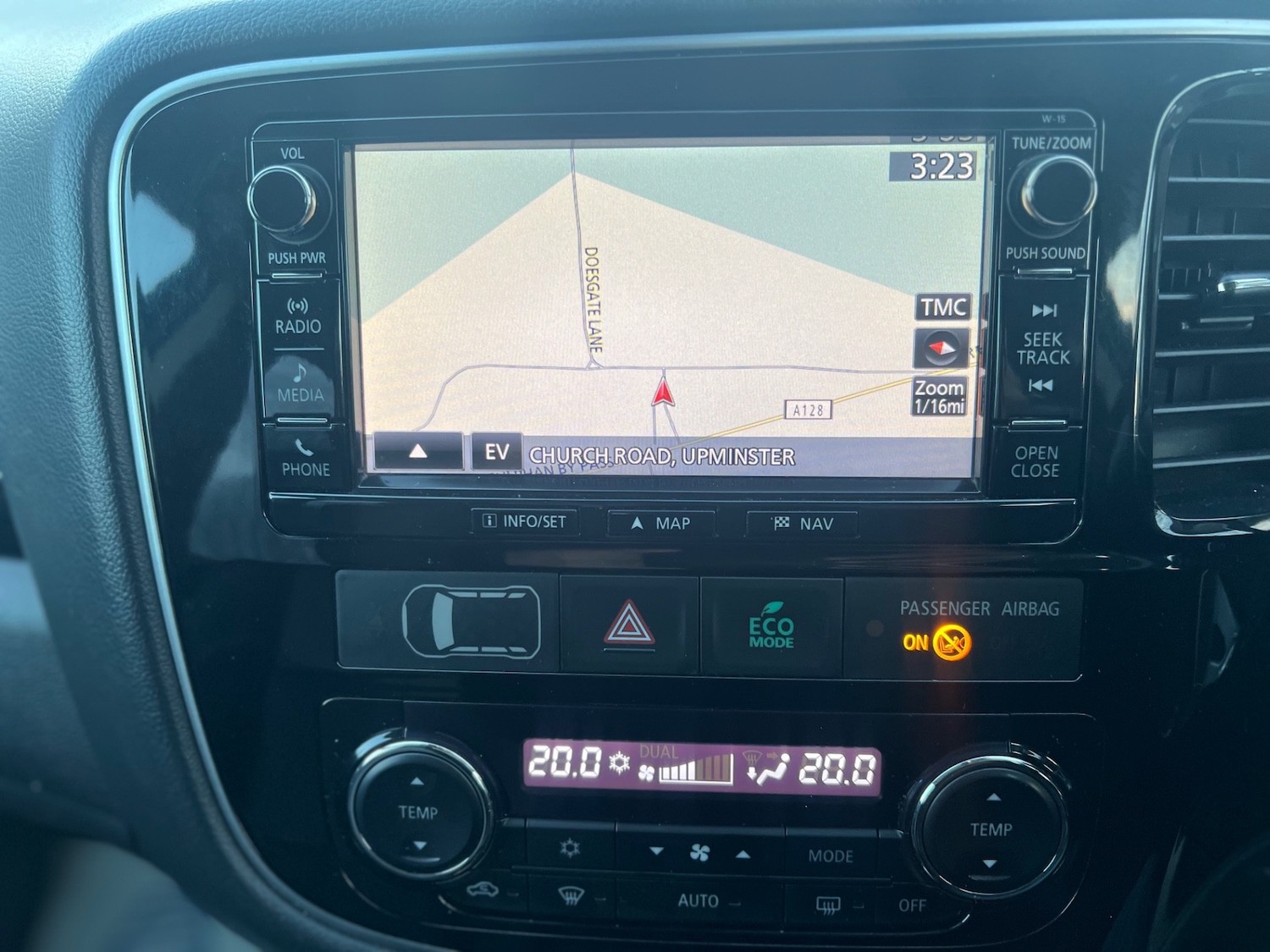 Used Mitsubishi Outlander 2016 for sale - 76978921: Photo 38