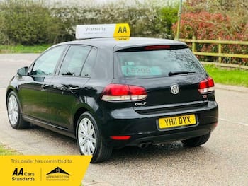 Used Volkswagen Golf 2011 for sale - 79647330: Photo