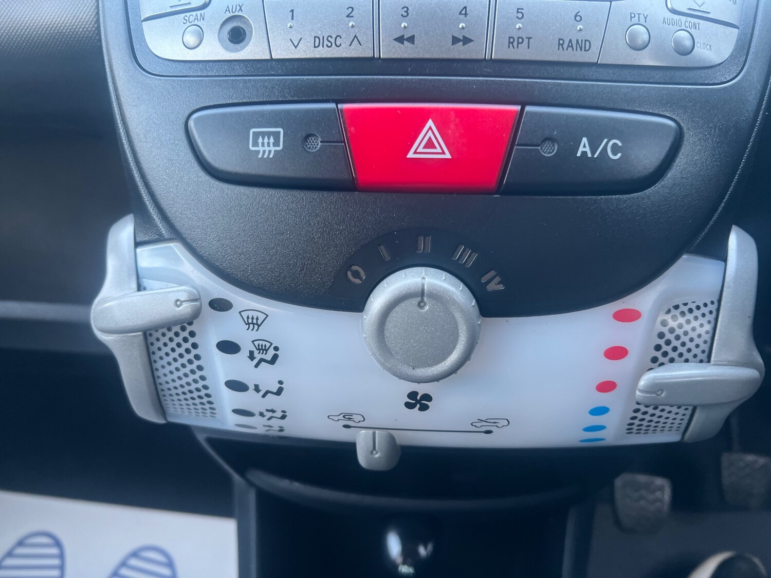 Used Toyota AYGO 2014 for sale - 78032091: Photo 32