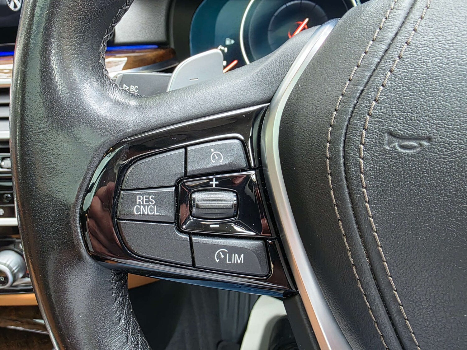 Vehicle 33
