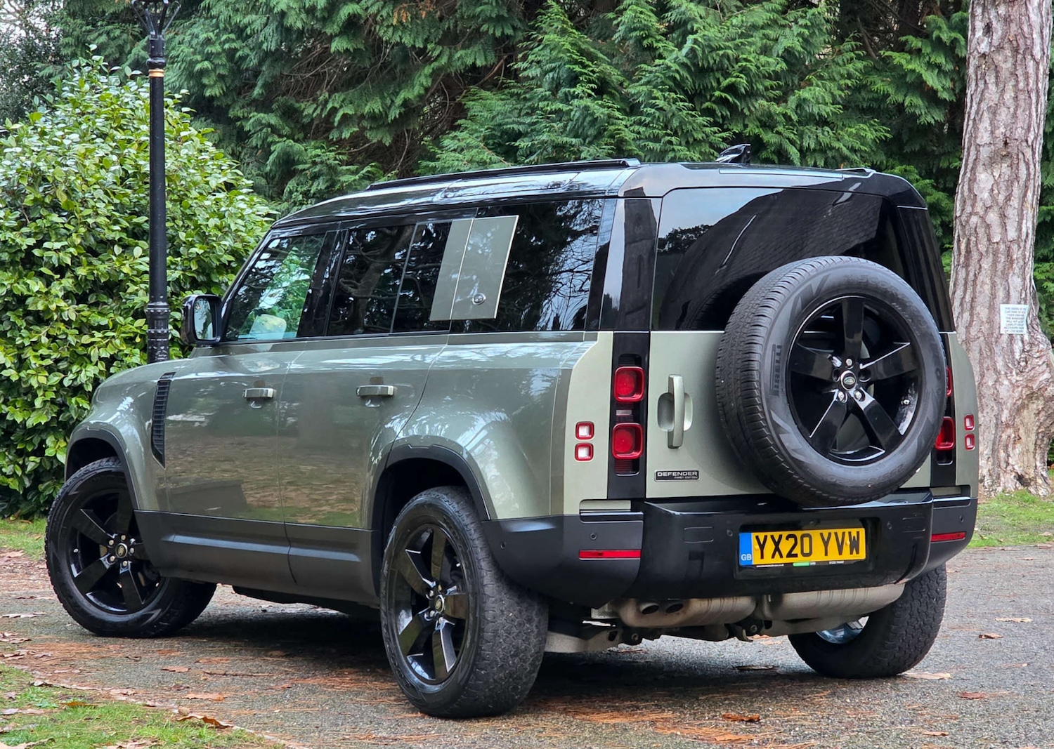 Used Land Rover Defender 2020 for sale - 76681897: Photo 8