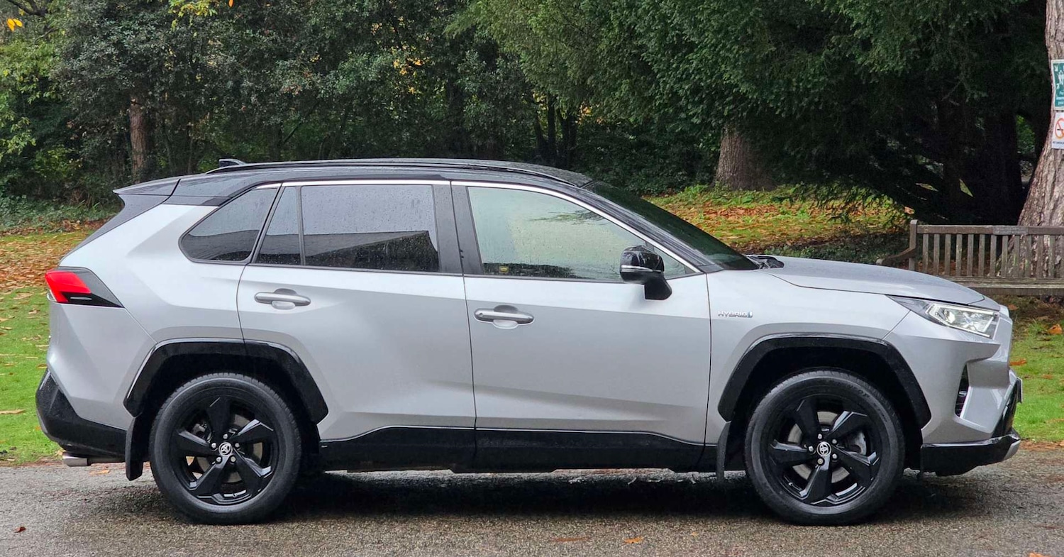 Used Toyota RAV4 2019 for sale - 76588709: Photo 3