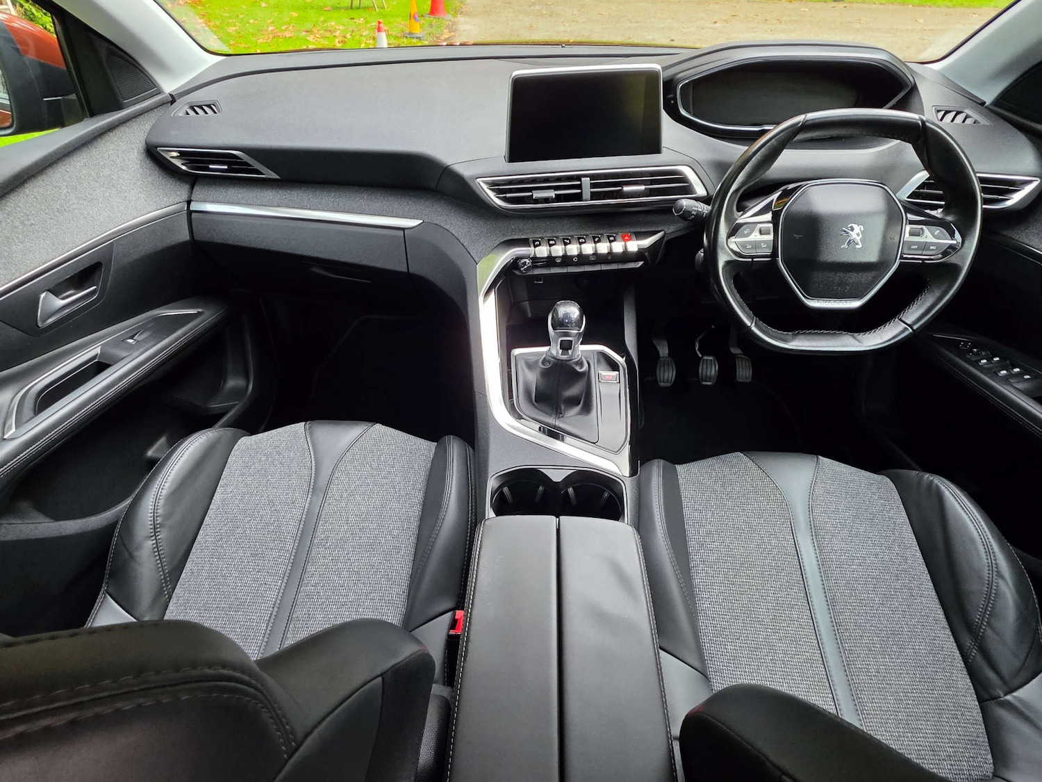 Used Peugeot 3008 2017 for sale - 76354238: Photo 9