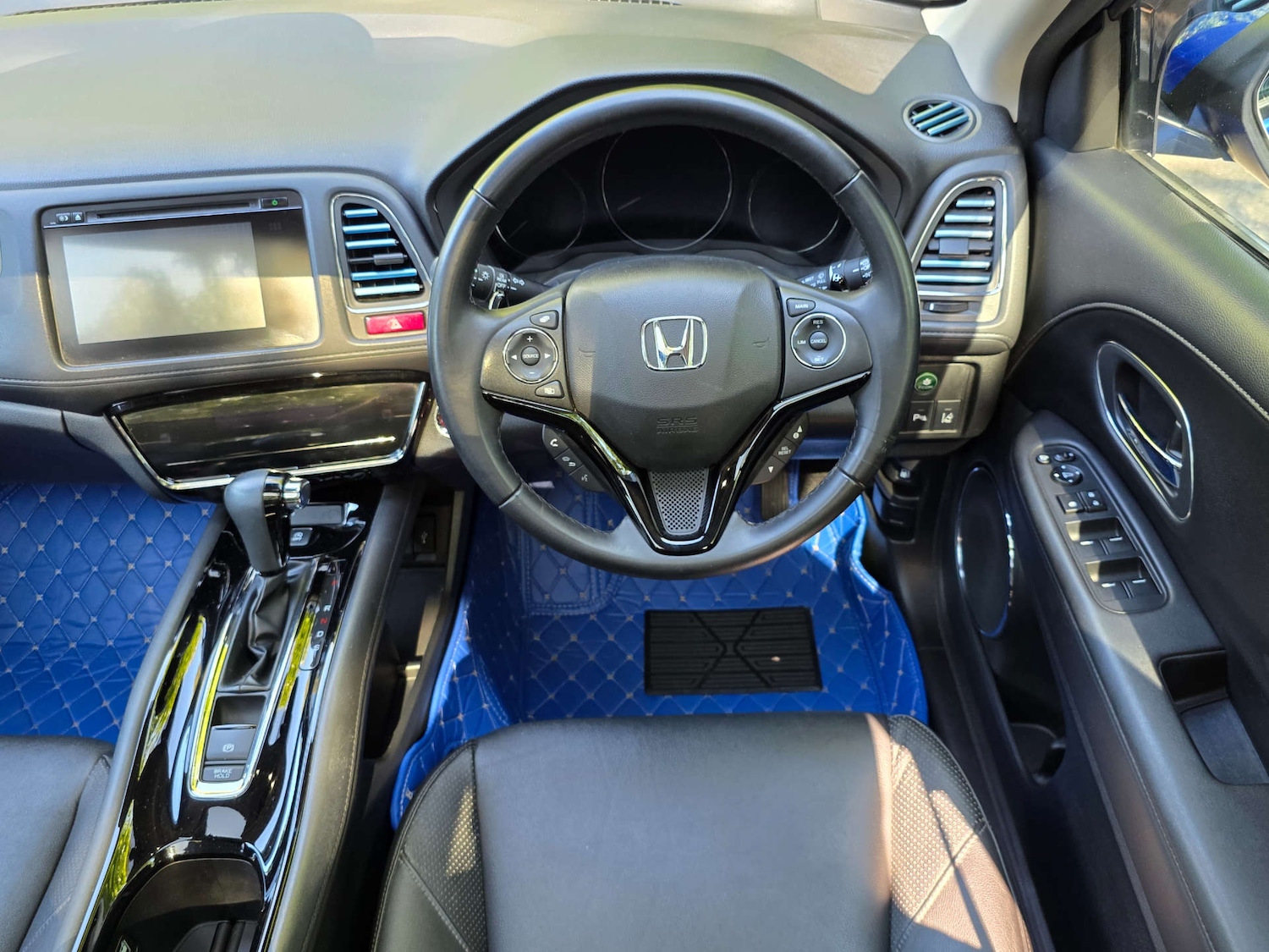 Used Honda HR-V 2015 for sale - 76533559: Photo 11