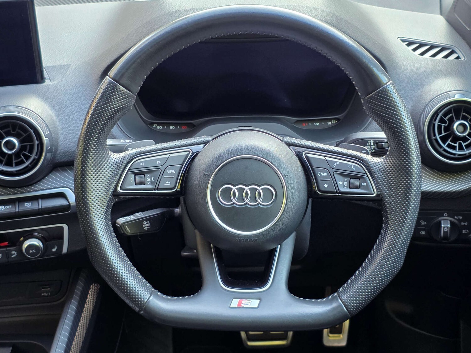 Used Audi Q2 2017 for sale - 77745407: Photo 10