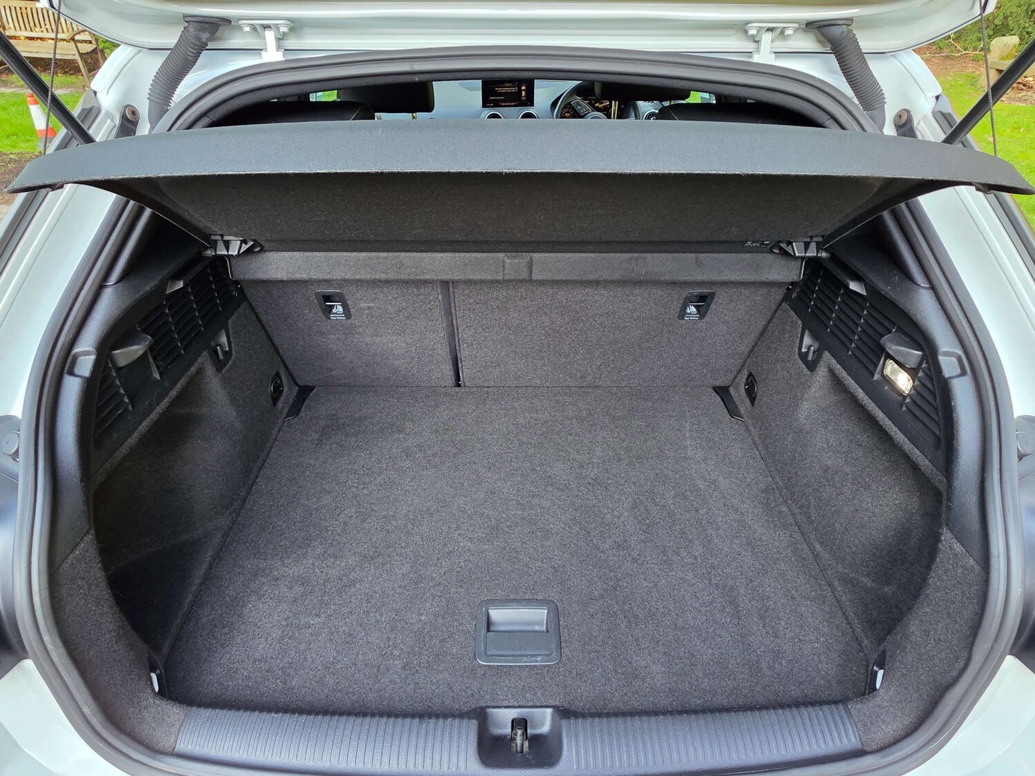 Used Audi Q2 2017 for sale - 77745407: Photo 17