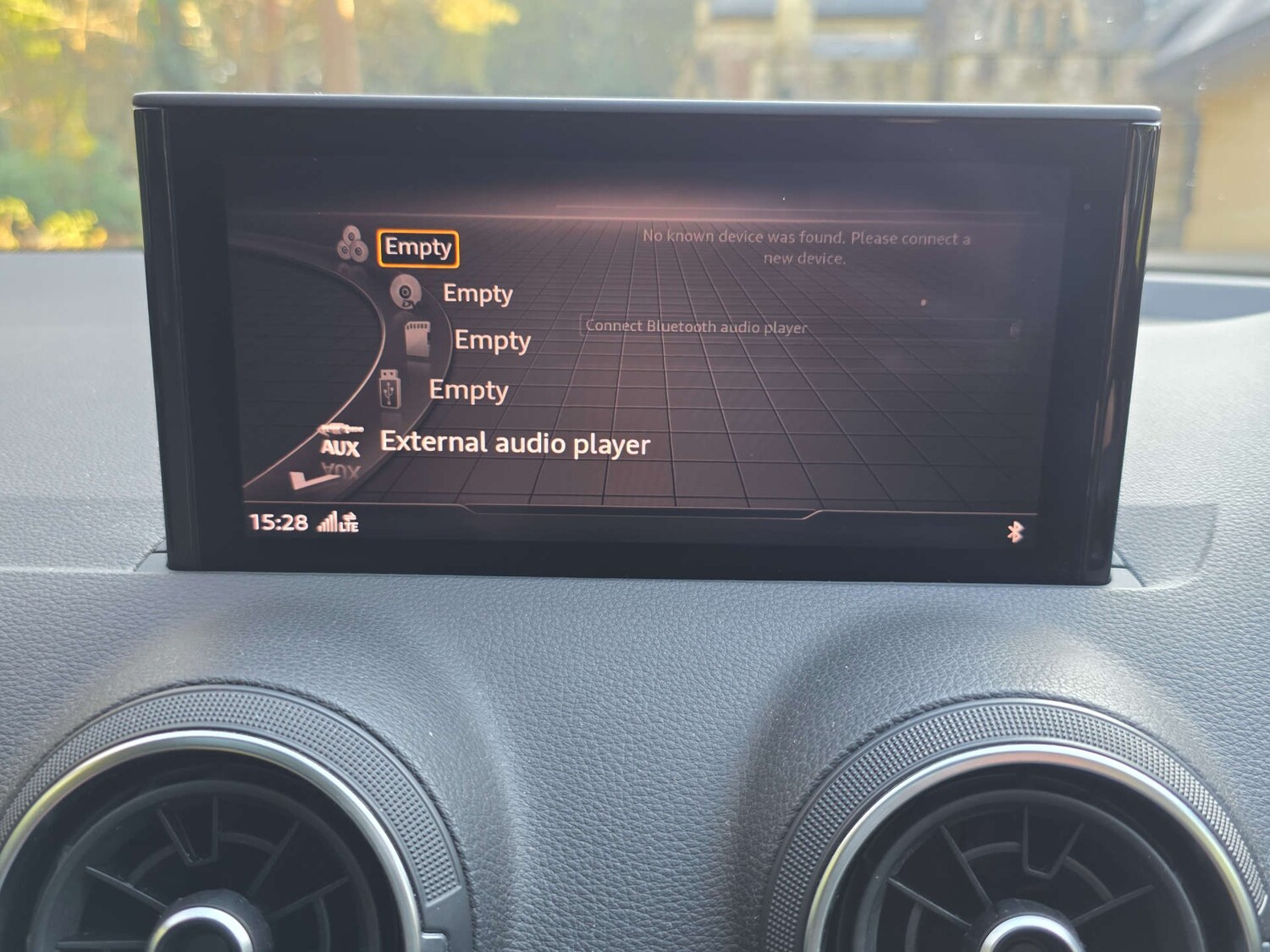 Used Audi Q2 2017 for sale - 77745407: Photo 49