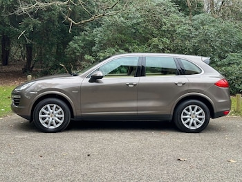 Used Porsche Cayenne 2013 for sale - 75795146: Photo