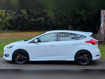 Used Ford Focus 2015 for sale - 76577476: Photo