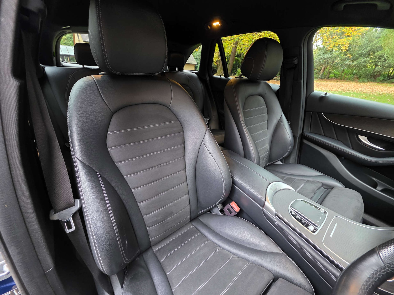 Used Mercedes-Benz GLC 2019 for sale - 76544271: Photo 30