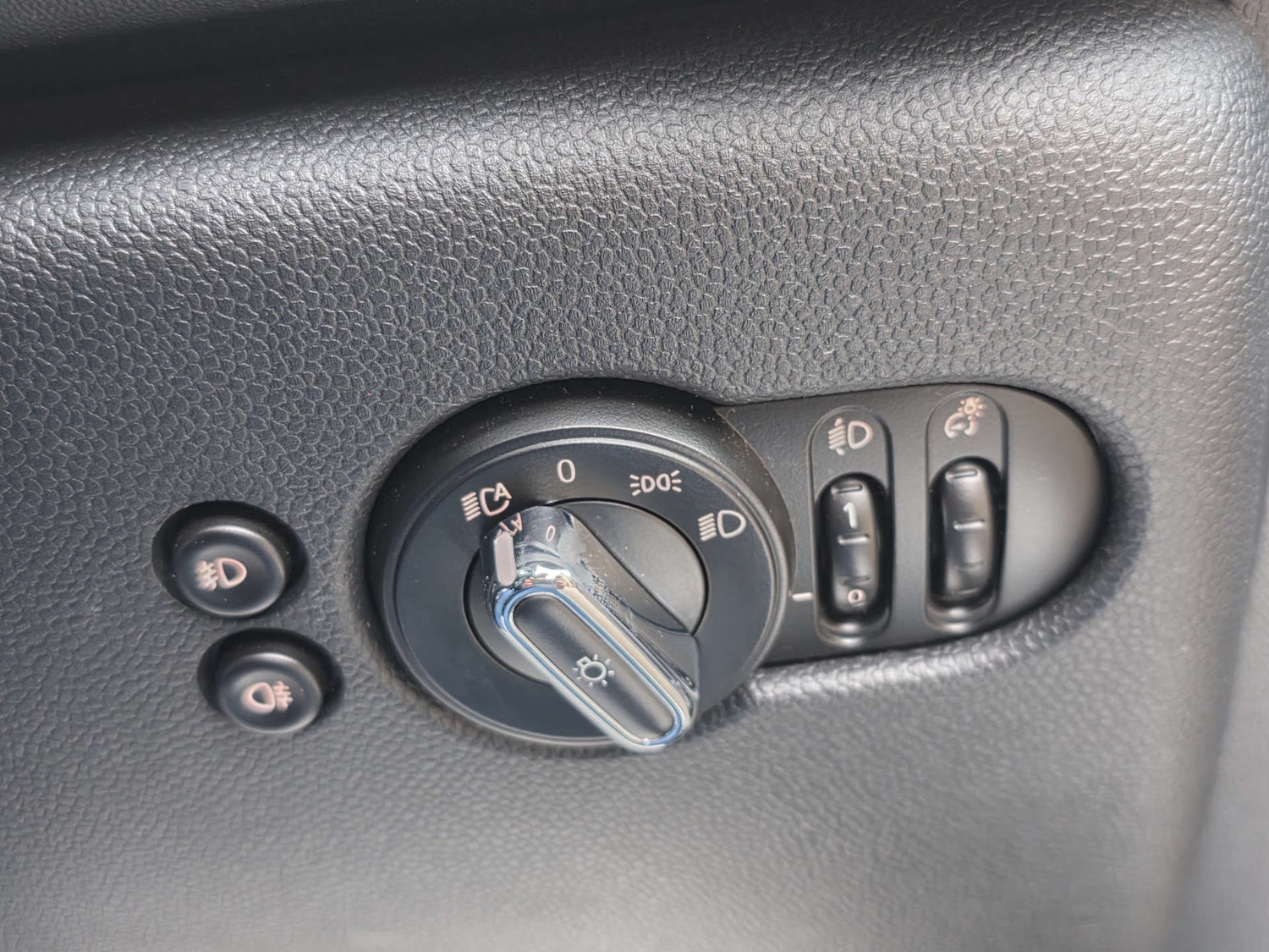 Used MINI Hatch 2018 for sale - 77621872: Photo 37