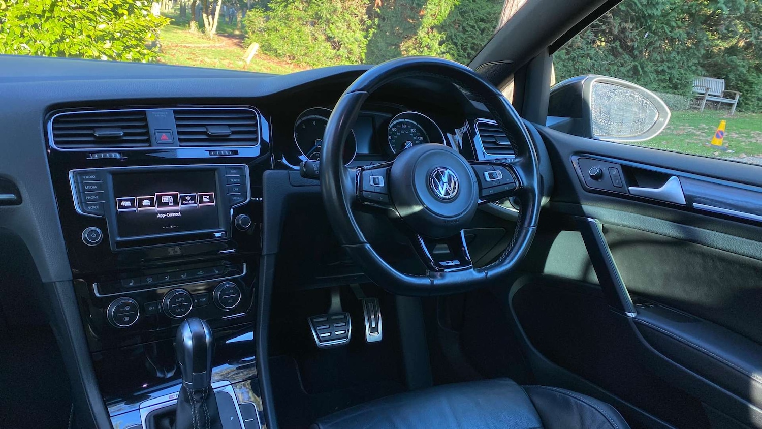 Used Volkswagen Golf 2016 for sale - 76640005: Photo 10