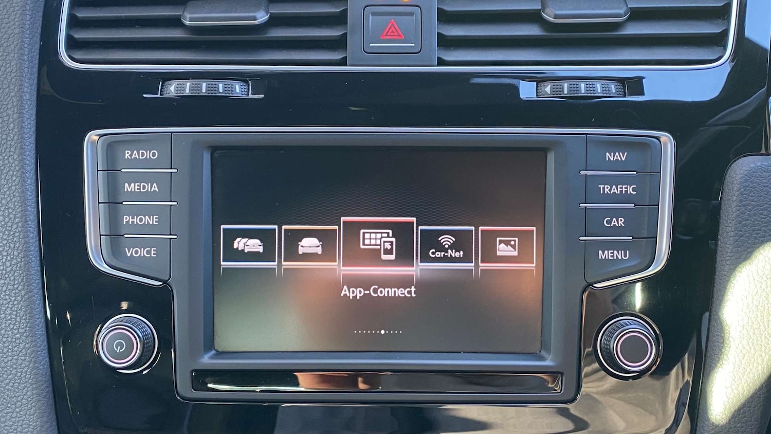 Used Volkswagen Golf 2016 for sale - 76640005: Photo 26