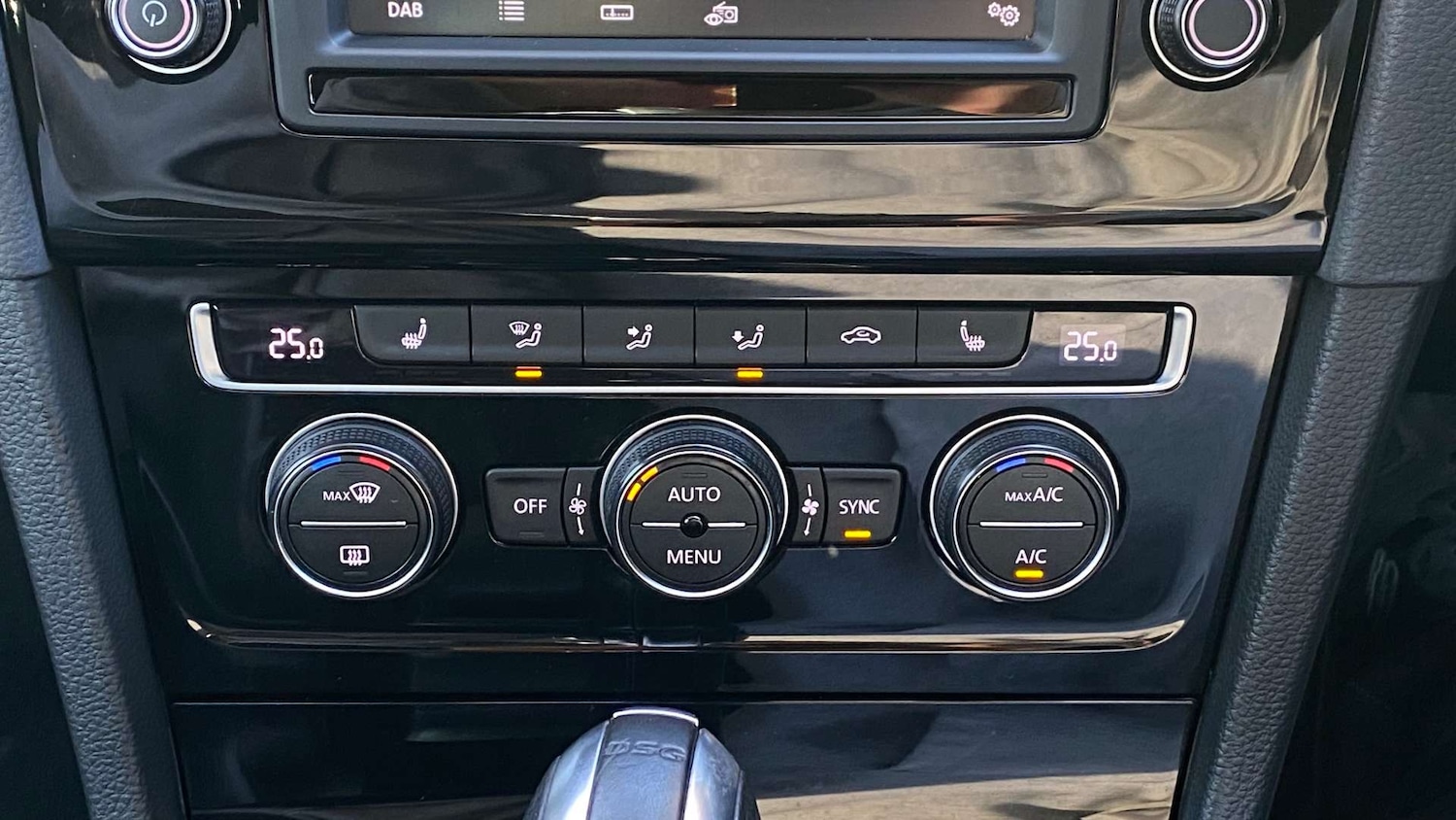 Used Volkswagen Golf 2016 for sale - 76640005: Photo 31