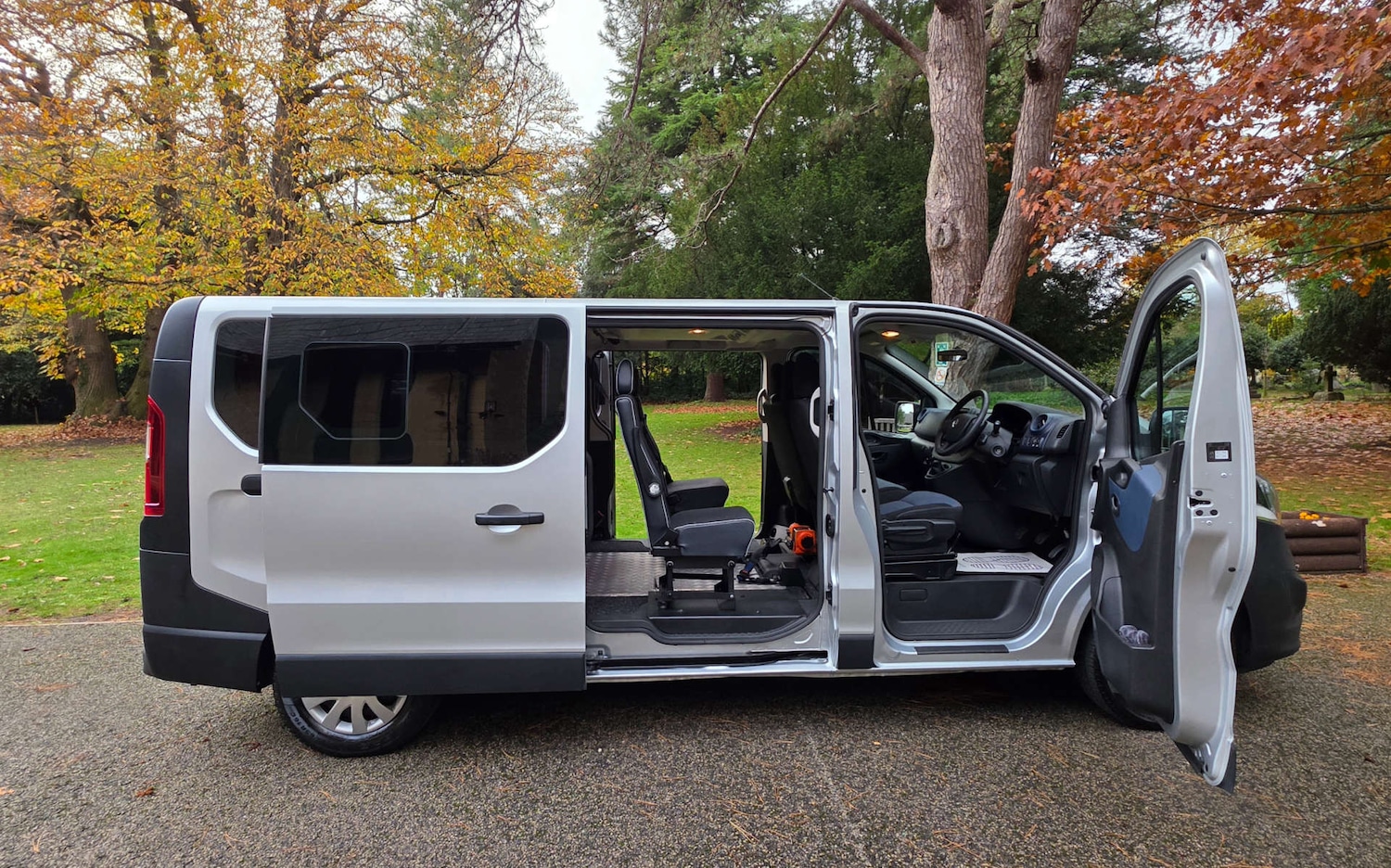 Used Vauxhall Vivaro 2019 for sale - 76985177: Photo 2