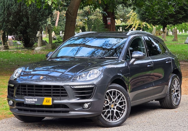 Used Porsche Macan 2017 for sale - 76253818: Photo 2