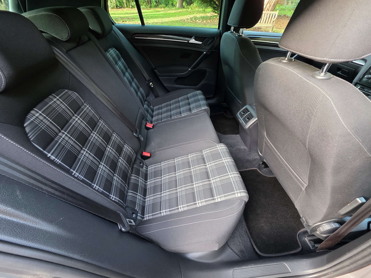 Used Volkswagen Golf 2016 for sale - 77151087: Photo 16