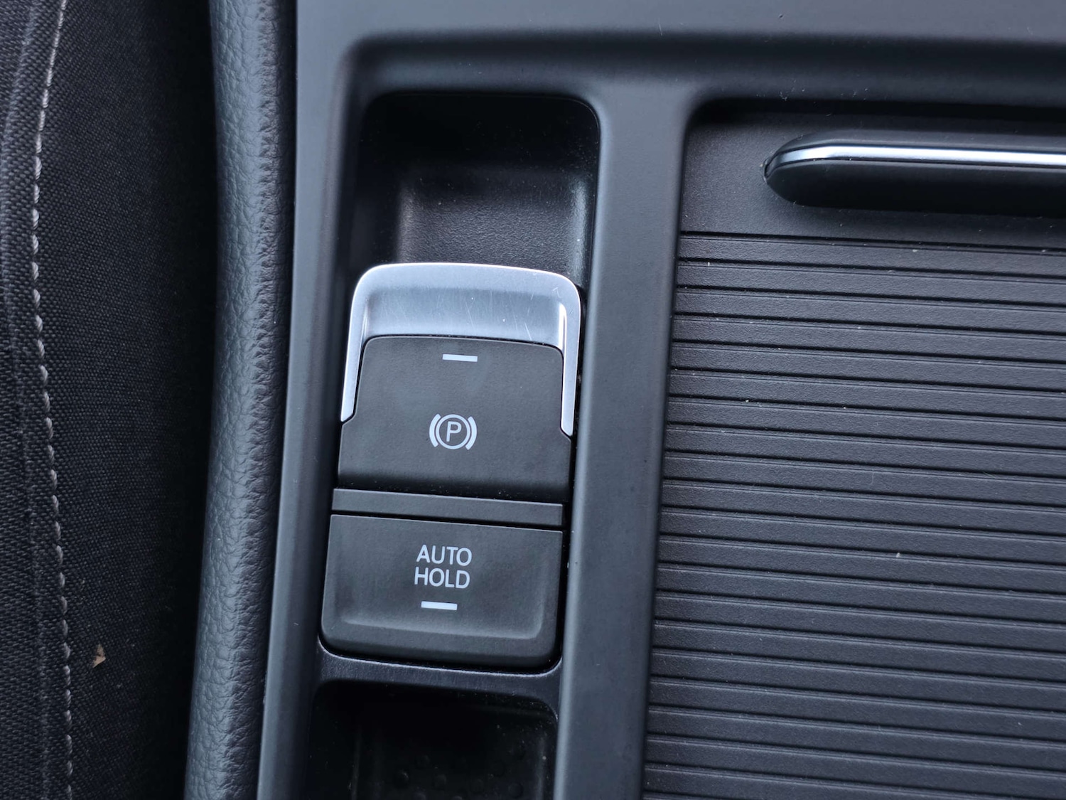 Used Volkswagen Golf 2016 for sale - 77151087: Photo 34