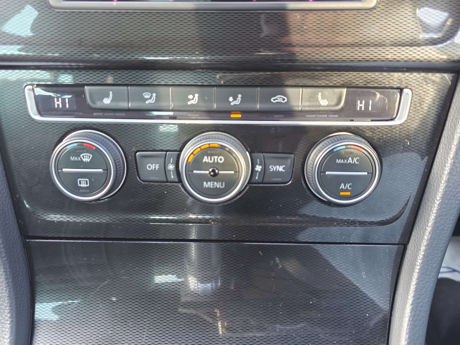 Used Volkswagen Golf 2016 for sale - 77151087: Photo 35