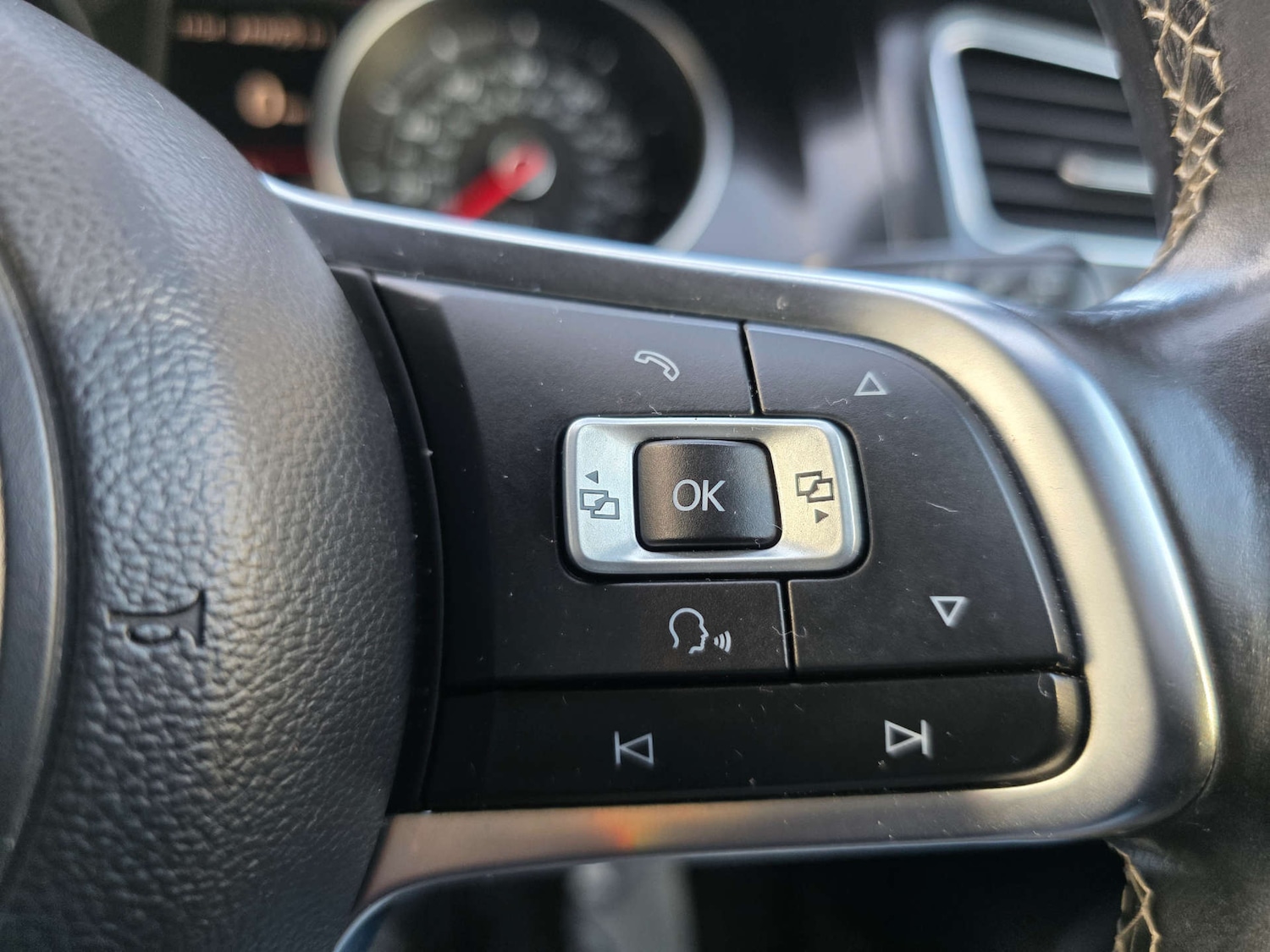 Used Volkswagen Golf 2016 for sale - 77151087: Photo 37