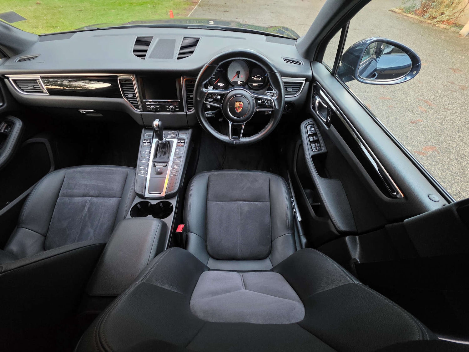 Used Porsche Macan 2015 for sale - 76894461: Photo 31