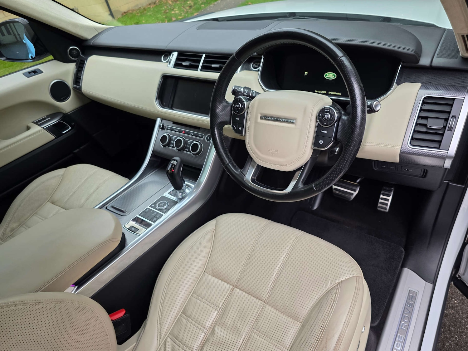 Used Land Rover Range Rover Sport 2016 for sale - 76985164: Photo 15