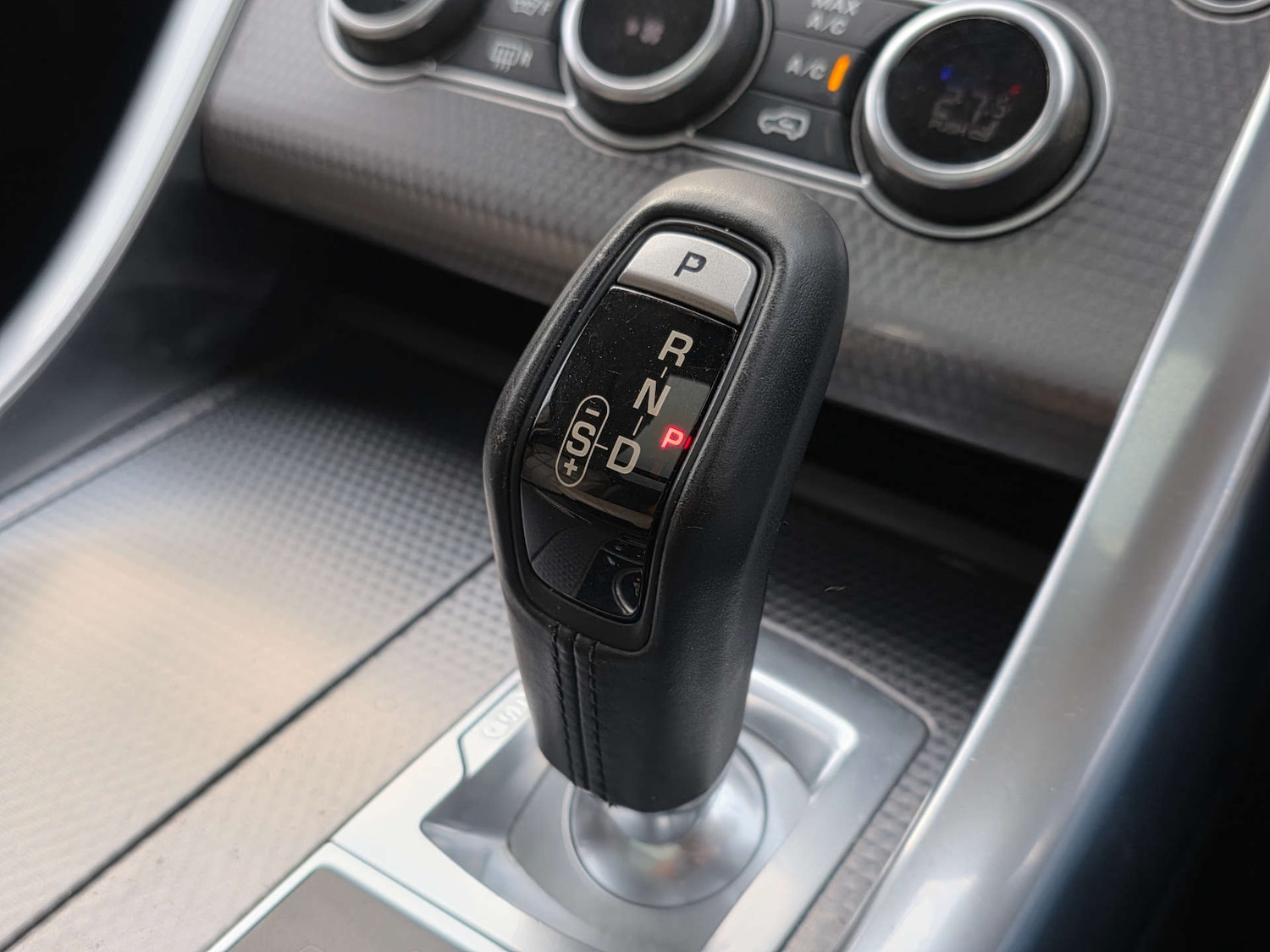 Used Land Rover Range Rover Sport 2016 for sale - 76985164: Photo 32