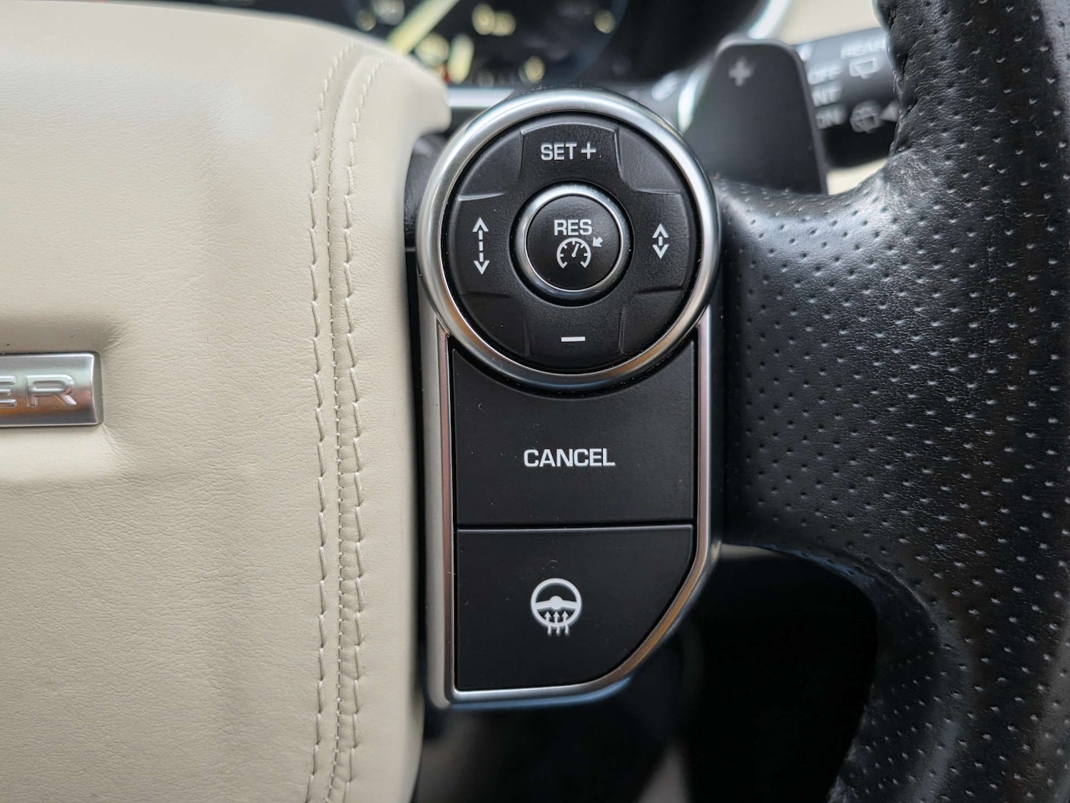 Used Land Rover Range Rover Sport 2016 for sale - 76985164: Photo 41