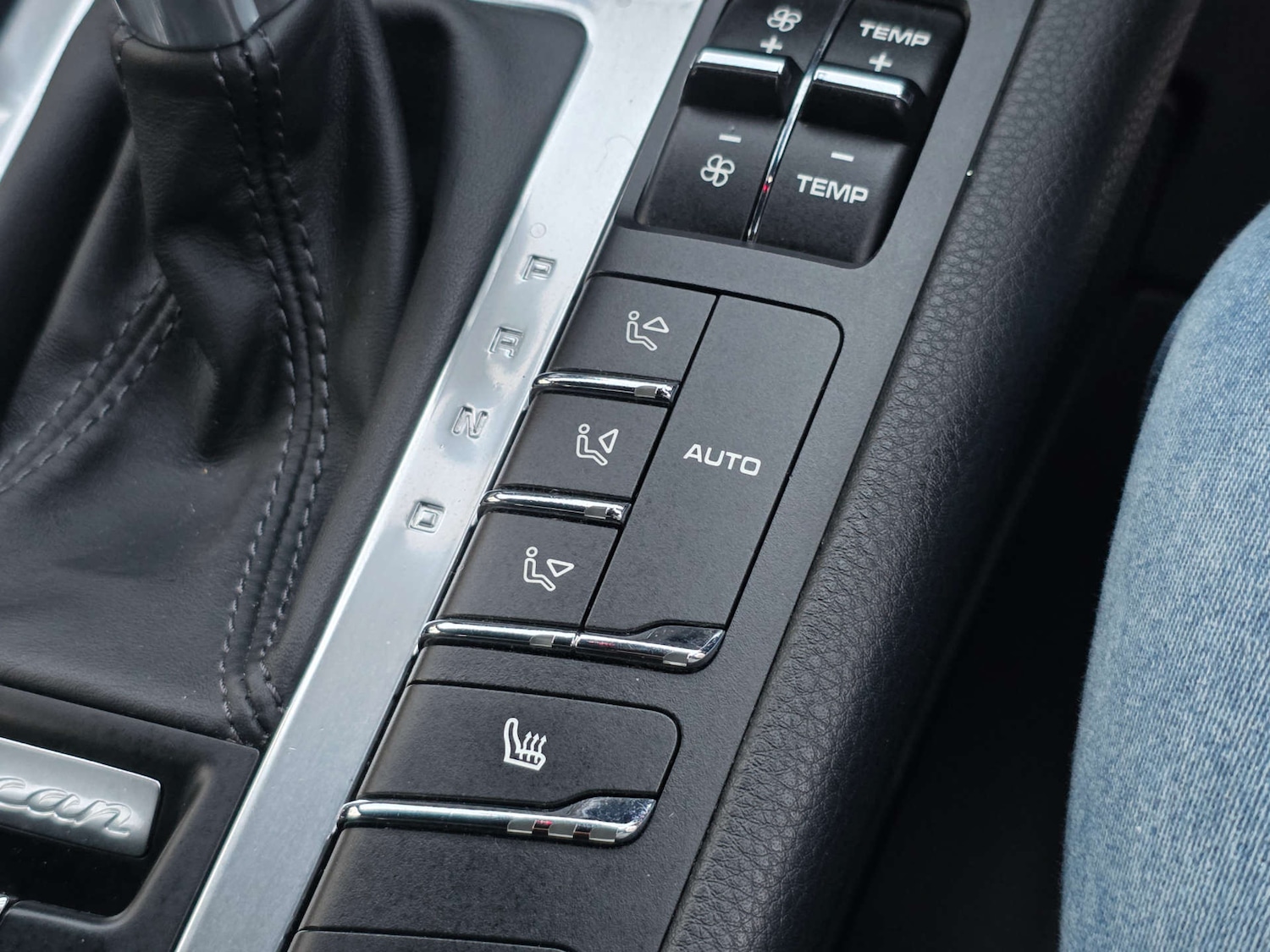 Used Porsche Macan 2015 for sale - 76985167: Photo 40