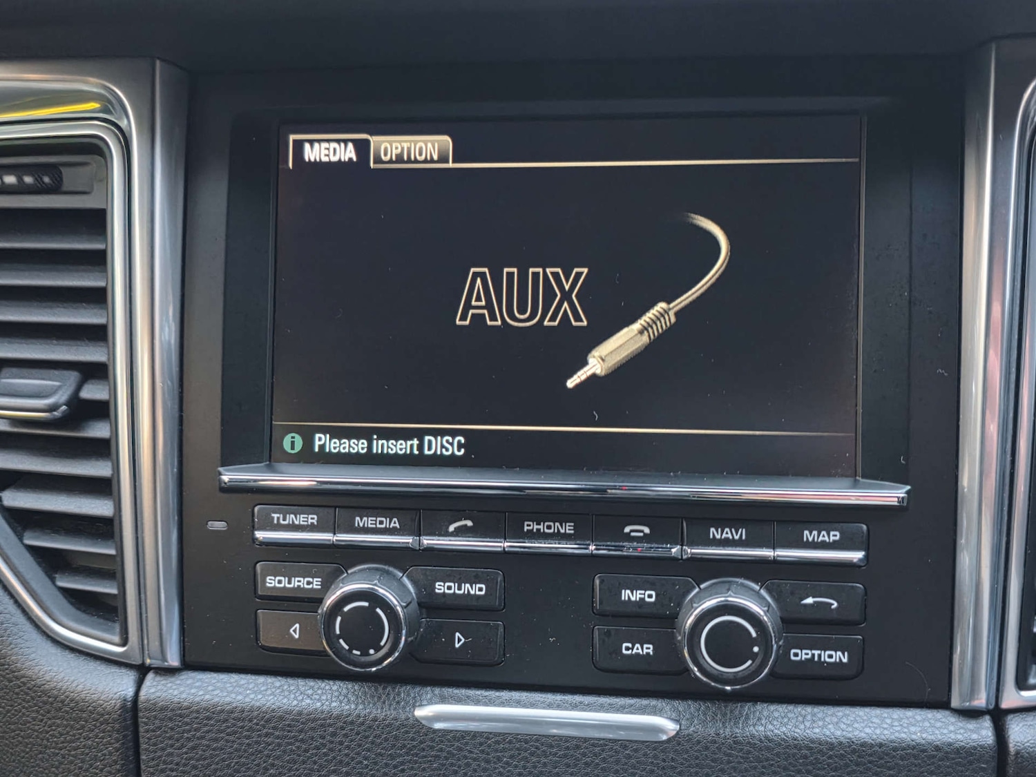 Used Porsche Macan 2015 for sale - 76985167: Photo 50