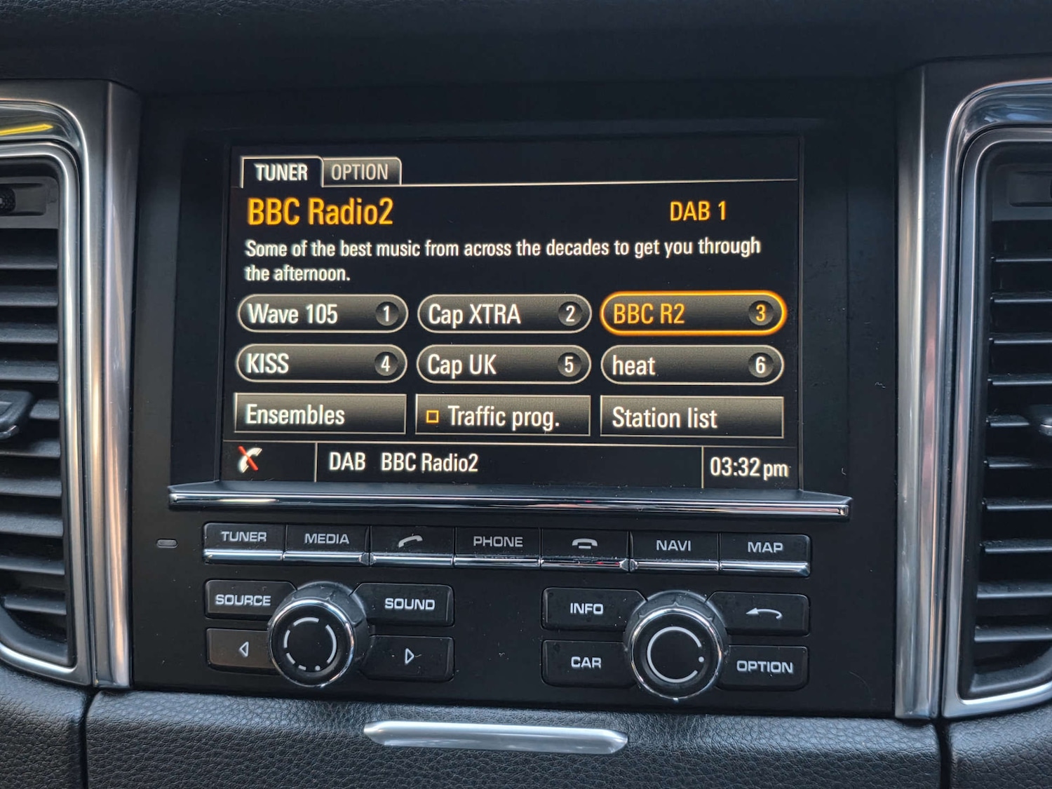 Used Porsche Macan 2015 for sale - 76985167: Photo 51