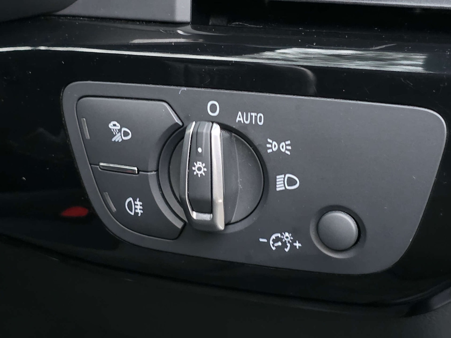 Used Audi A4 2020 for sale - 77023552: Photo 32