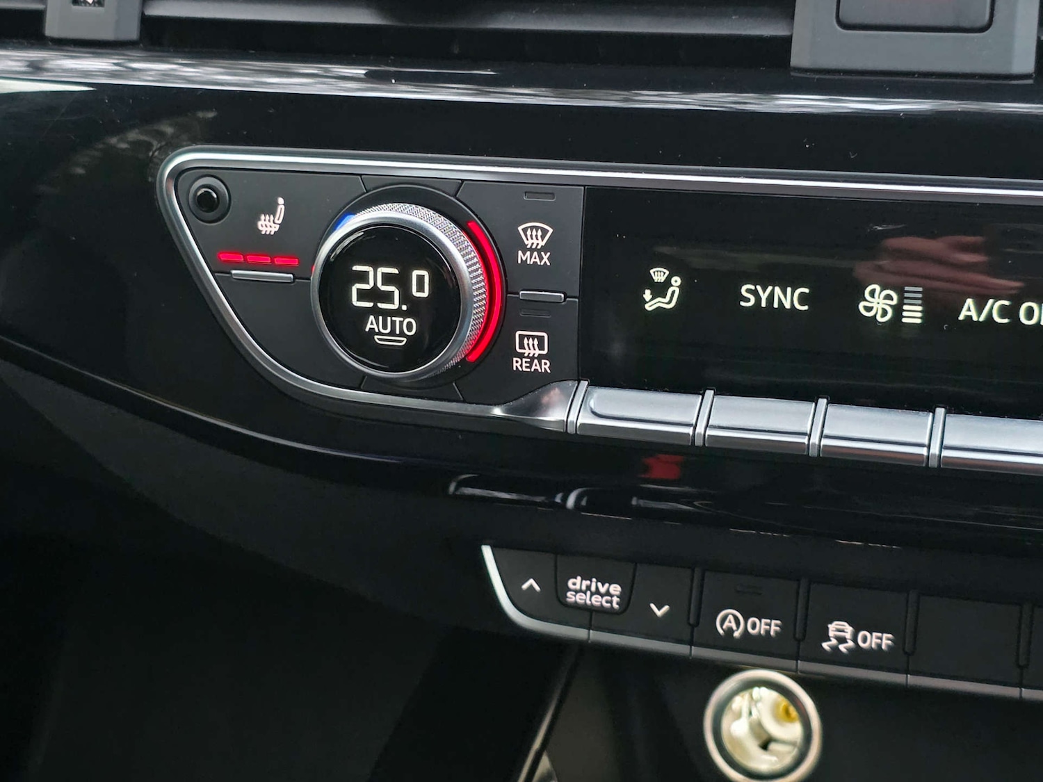 Used Audi A4 2020 for sale - 77023552: Photo 47