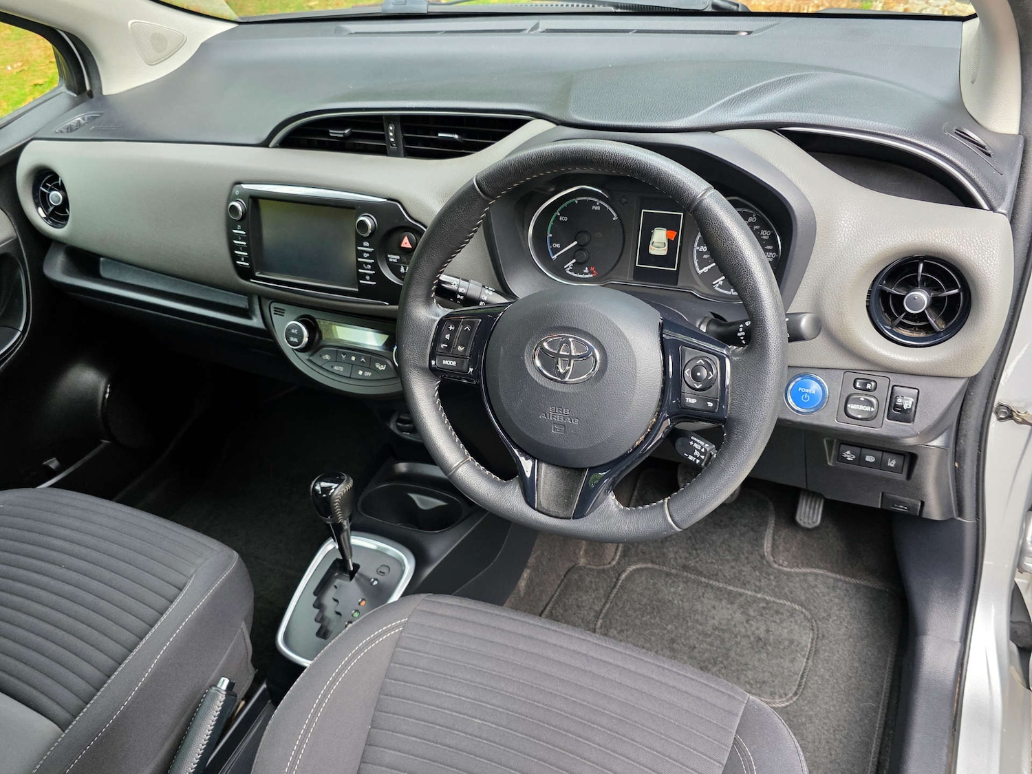 Used Toyota Yaris 2018 for sale - 76422510: Photo 11