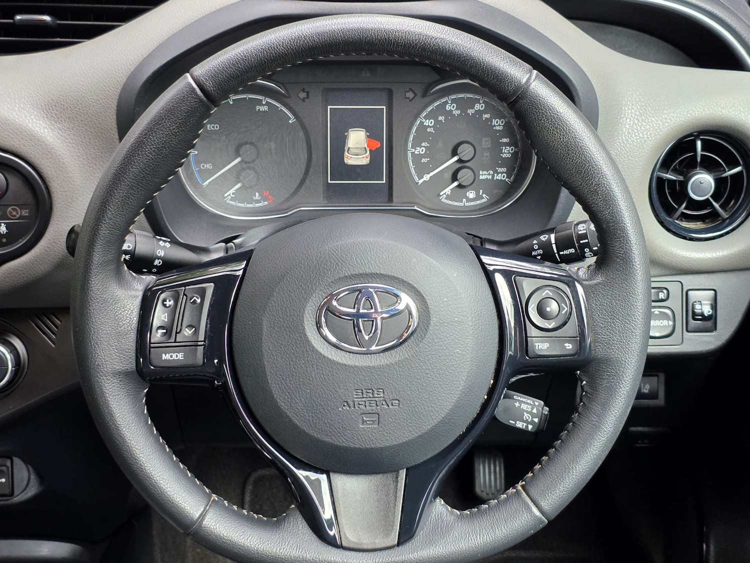 Used Toyota Yaris 2018 for sale - 76422510: Photo 12