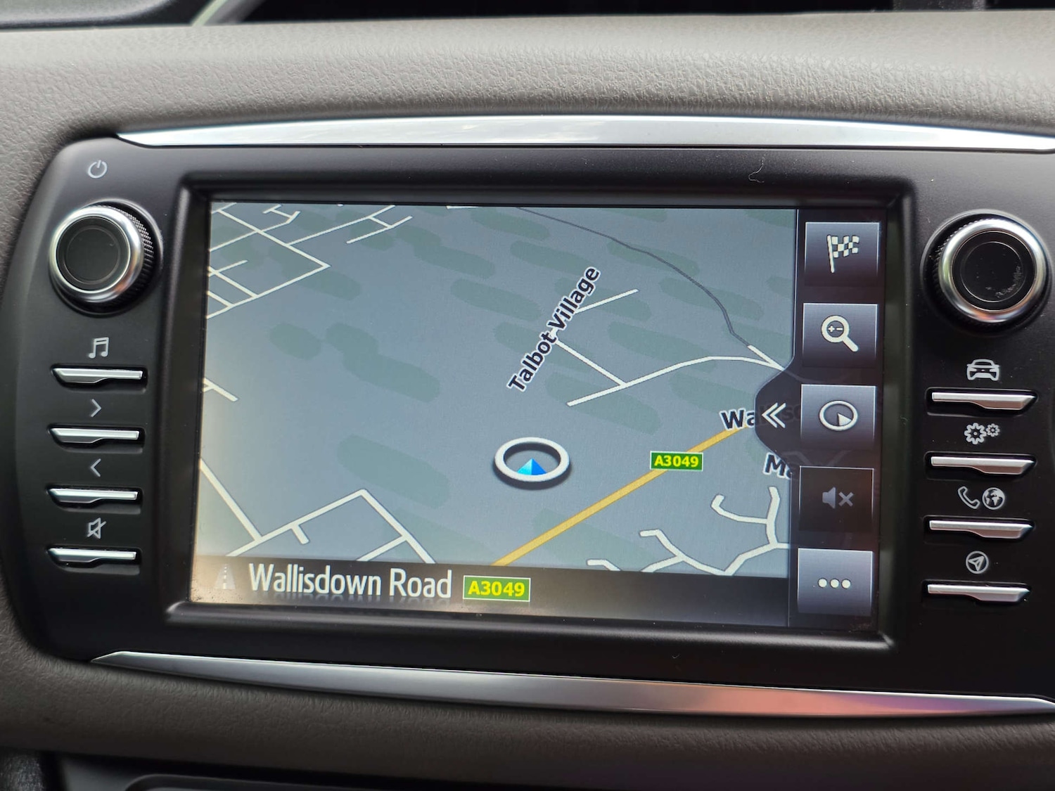 Used Toyota Yaris 2018 for sale - 76422510: Photo 17