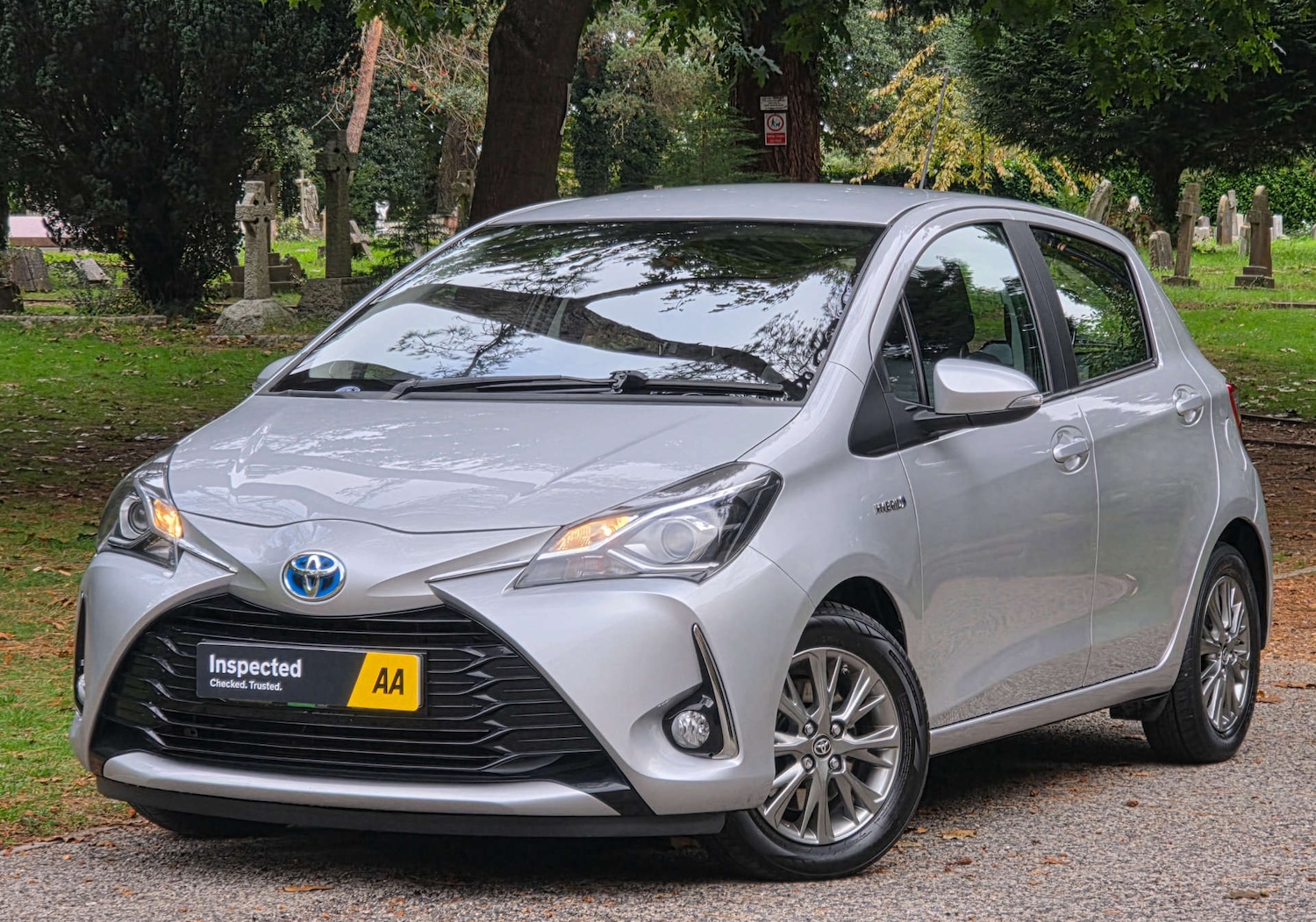 Used Toyota Yaris 2018 for sale - 76422510: Photo 2