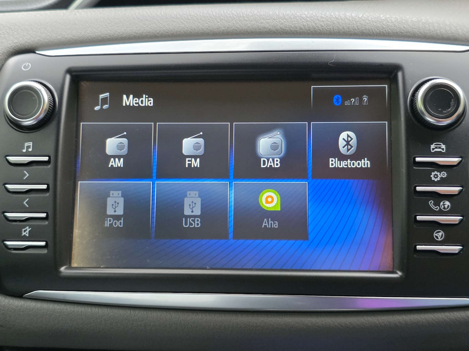 Used Toyota Yaris 2018 for sale - 76422510: Photo 26