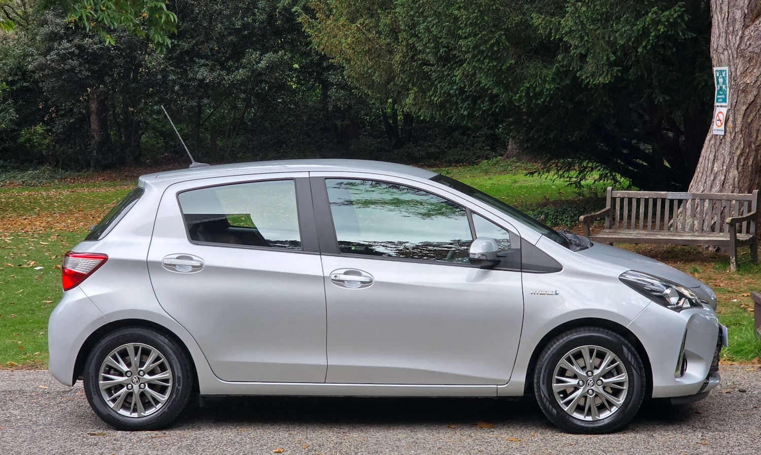 Used Toyota Yaris 2018 for sale - 76422510: Photo 3