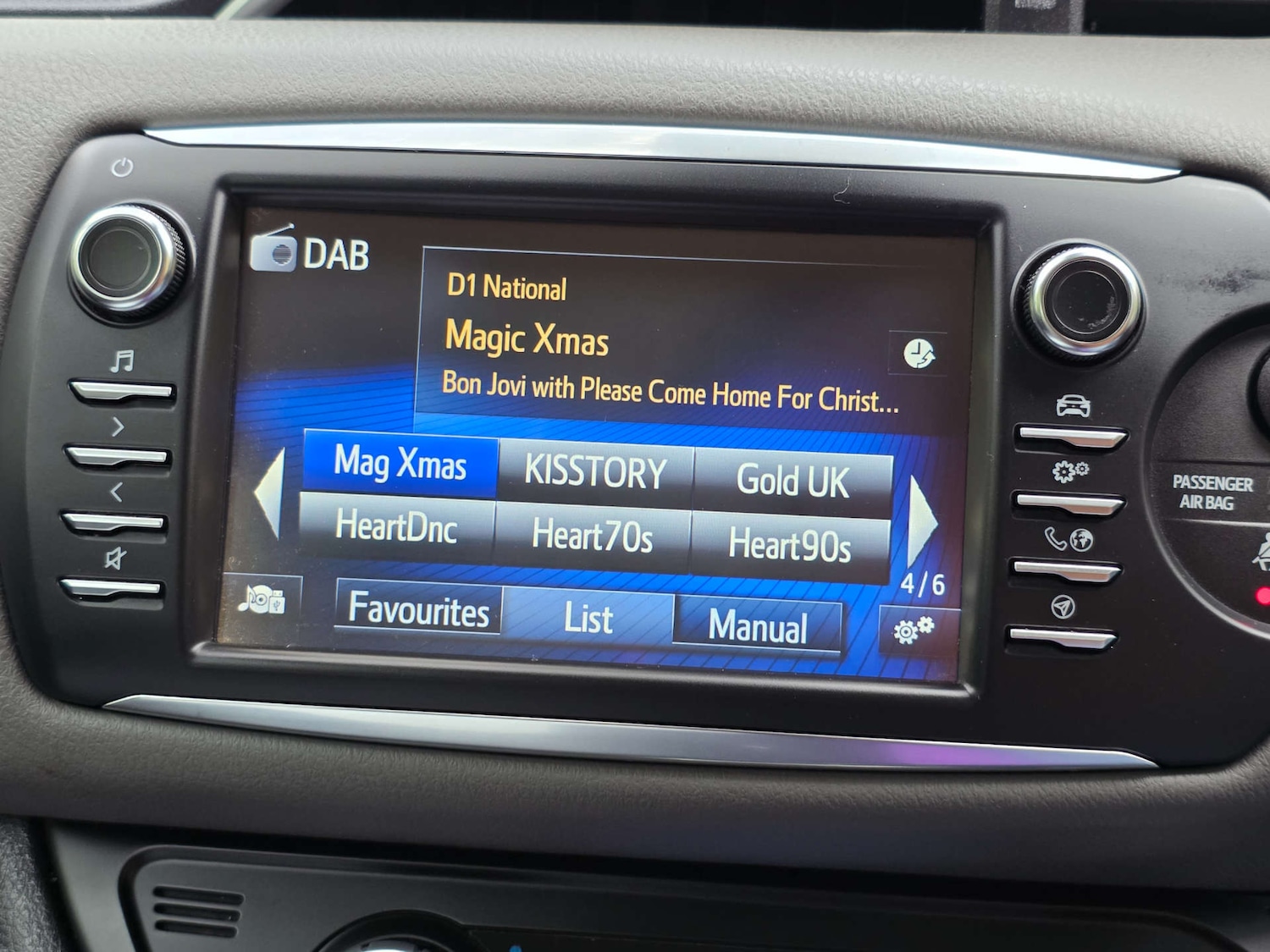 Used Toyota Yaris 2018 for sale - 76422510: Photo 30