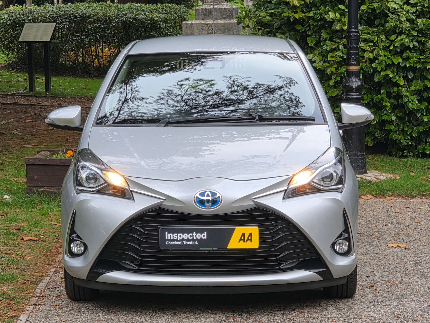 Used Toyota Yaris 2018 for sale - 76422510: Photo 55