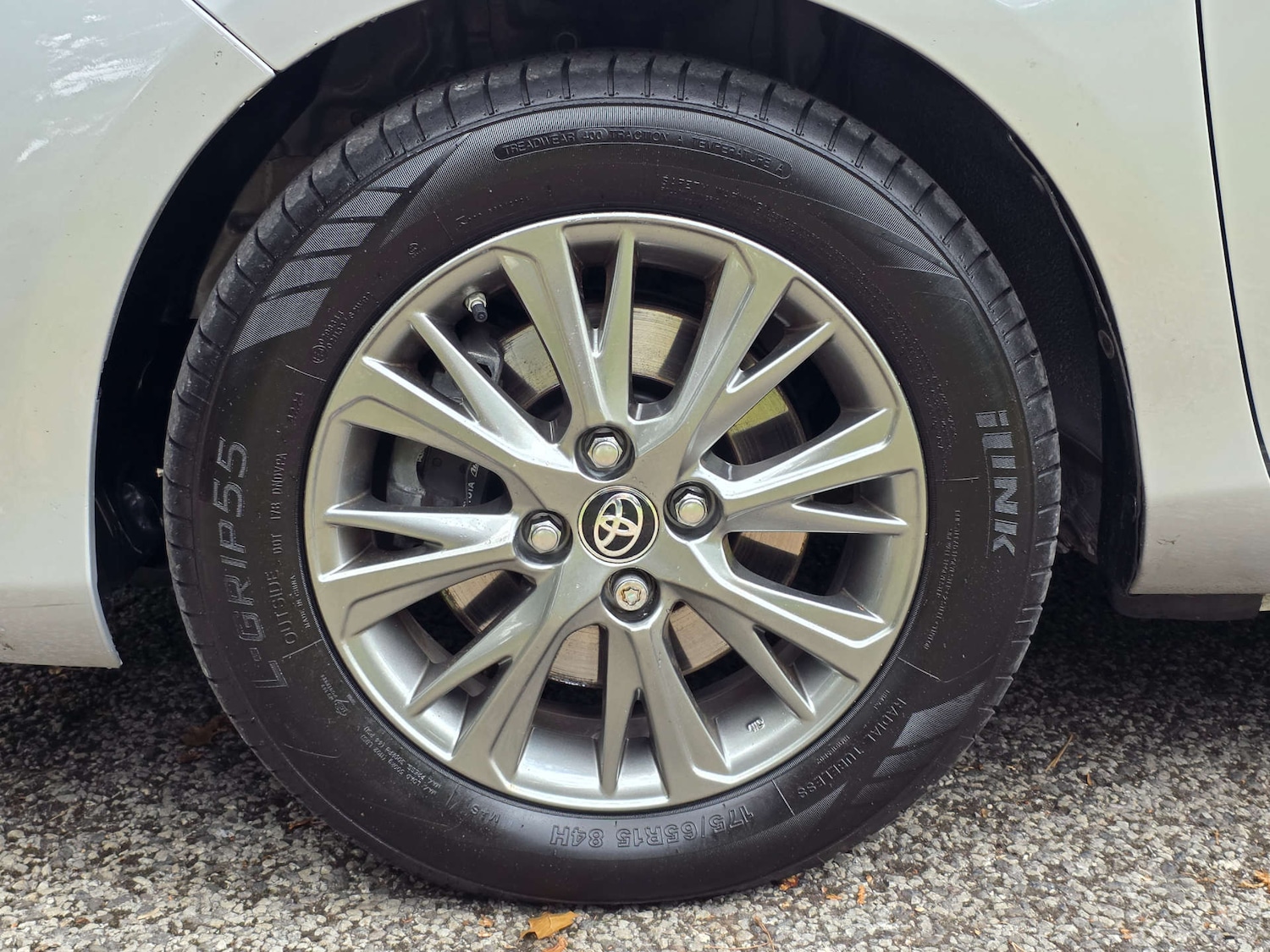 Used Toyota Yaris 2018 for sale - 76422510: Photo 8