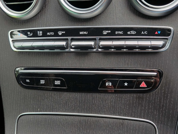 Used Mercedes-Benz GLC 2020 for sale - 76220604: Photo 32
